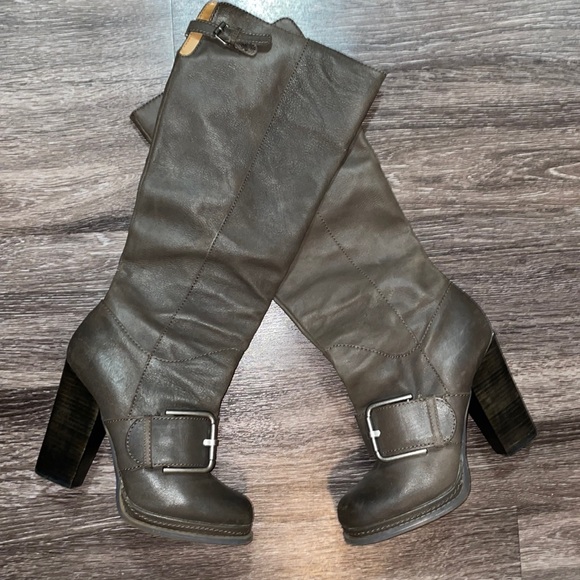 Nine West Shoes - Nine West vintage America collection knee high gray leather boots